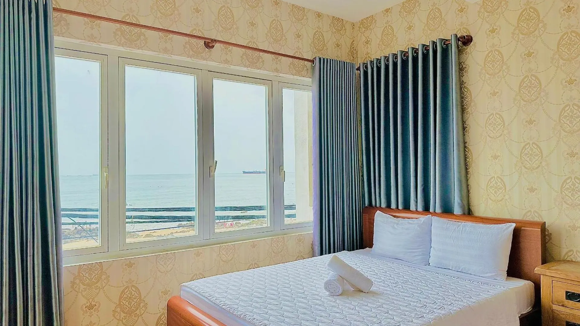 Sun Rose Hotel & Apartment Vung Tau 2*,